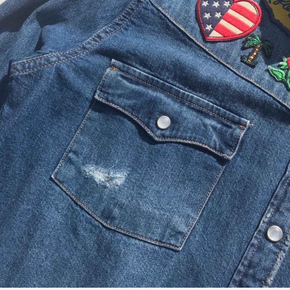 Levi’s Denim Button-Down - image 5